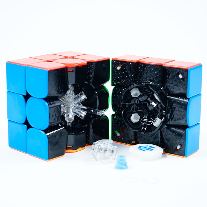 GAN 11 M Pro Black Internals